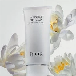 Dior La Mousse OFF/ON Foaming Face Cleanser 11 Dior La Mousse OFF/ON Foaming Face Cleanser -Bobbi Brown sales 00000000 20282093 03 ai