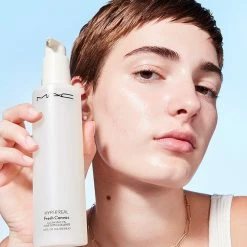 MAC Hyper Real Fresh Canvas Cleansing Oil 10 MAC Hyper Real Fresh Canvas Cleansing Oil -Bobbi Brown sales 00000000 20344376 03 ai