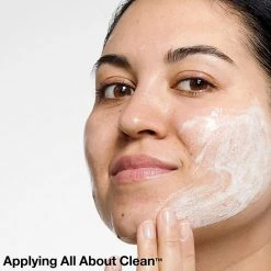 Clinique Great Skin Everywhere Skincare Set: For Dry Combination Skin 11 Clinique Great Skin Everywhere Skincare Set: For Dry Combination Skin -Bobbi Brown sales 00000000 20357170 04 ai