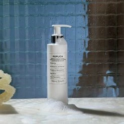 Maison Margiela REPLICA Sailing Day Shower Gel -Bobbi Brown sales 00000000 20376328 03 ai