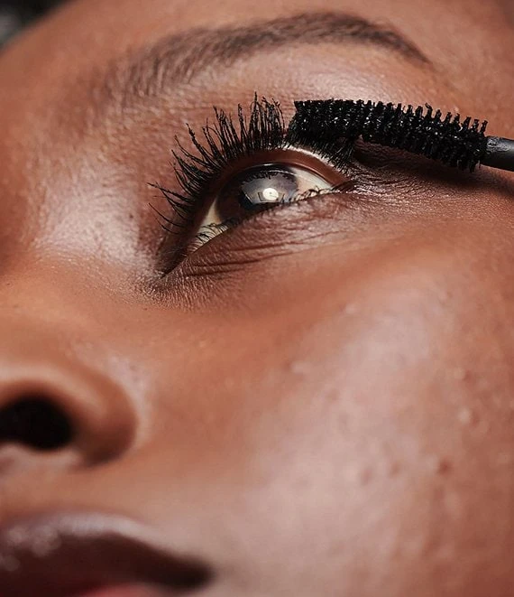 Clinique High Impact™ Zero Gravity Mascara 4 Clinique High Impact™ Zero Gravity Mascara - Afbeelding 2