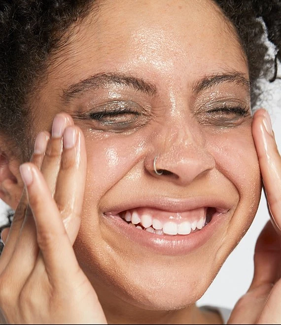 Clinique Take The Day Off™ Cleansing Balm Makeup Remover 5 Clinique Take The Day Off™ Cleansing Balm Makeup Remover - Afbeelding 3