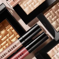 Bobbi Brown Highlighting Powder 10 Bobbi Brown Highlighting Powder -Bobbi Brown sales 00000001 zi pink glow04648286 04 ai