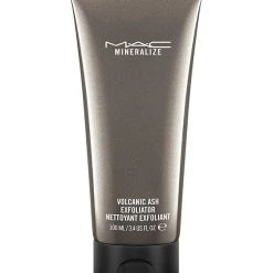 MAC Mineralize Volcanic Ash Exfoliator