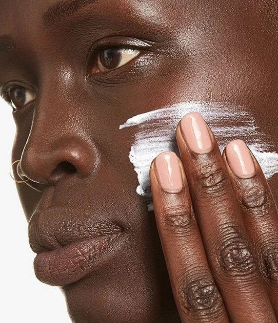 Clinique All About Clean™ 2-in-1 Cleansing + Exfoliating Jelly 5 Clinique All About Clean™ 2-in-1 Cleansing + Exfoliating Jelly - Afbeelding 3