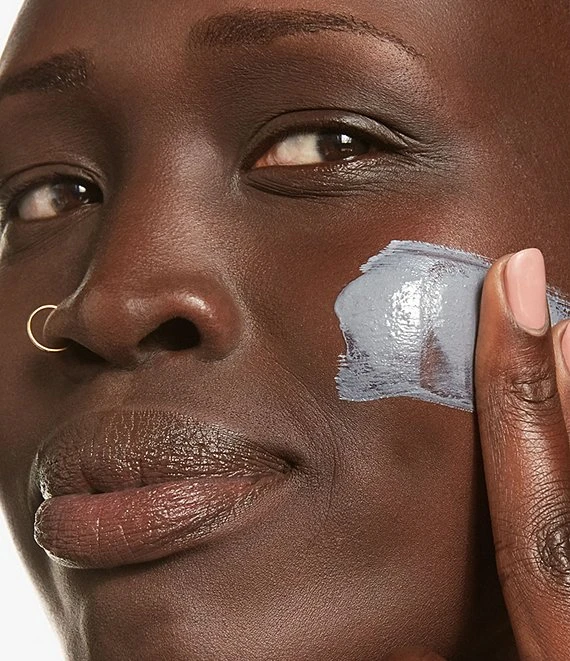 Clinique All About Clean™ 2-in-1 Charcoal Face Mask + Scrub 7 Clinique All About Clean™ 2-in-1 Charcoal Face Mask + Scrub - Afbeelding 5